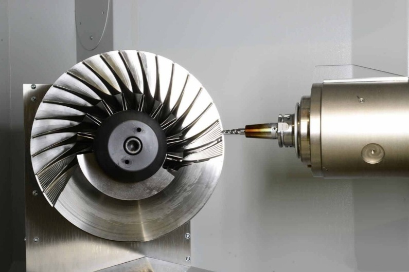 5-axis machining for complex industrial parts