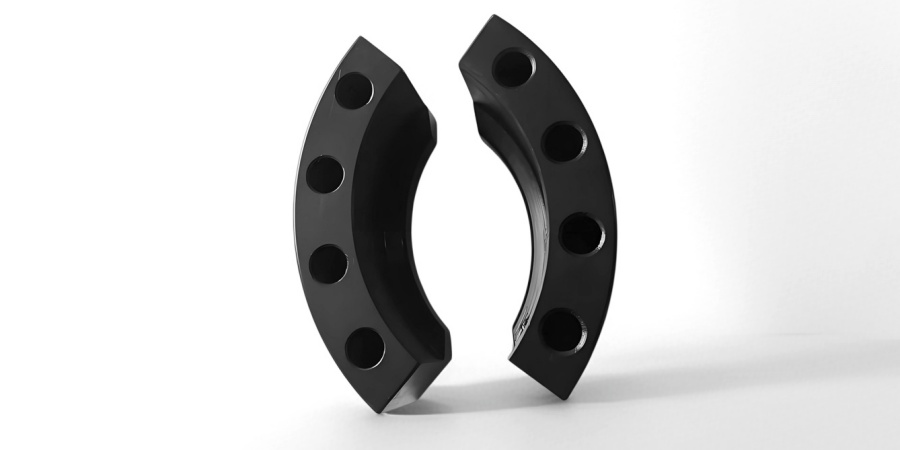 Industrial black oxide metal components