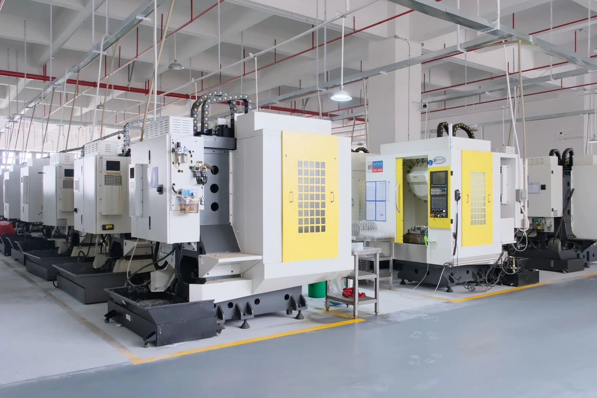 Precision CNC machining production workshop