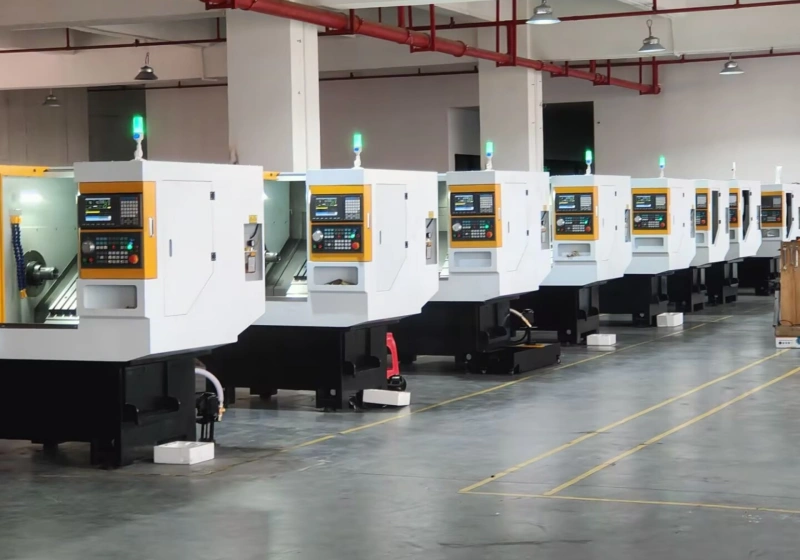 CNC turning center for precision shafts and threaded parts