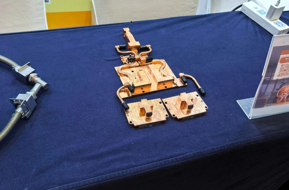 Finished CNC machined liquid cooling components for AI servers